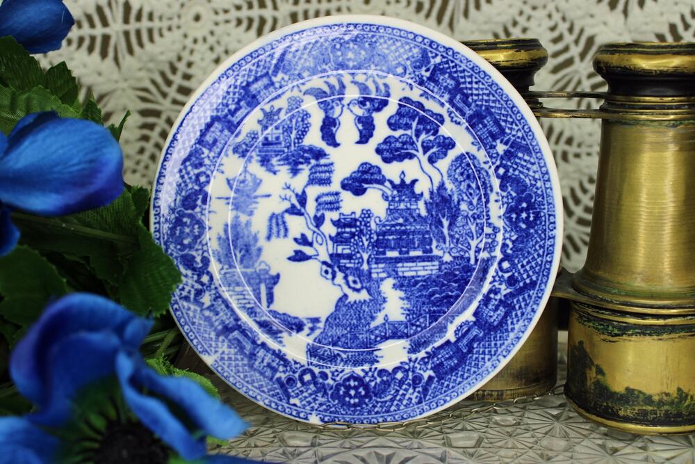 Blue Willow 6" Salad Plate